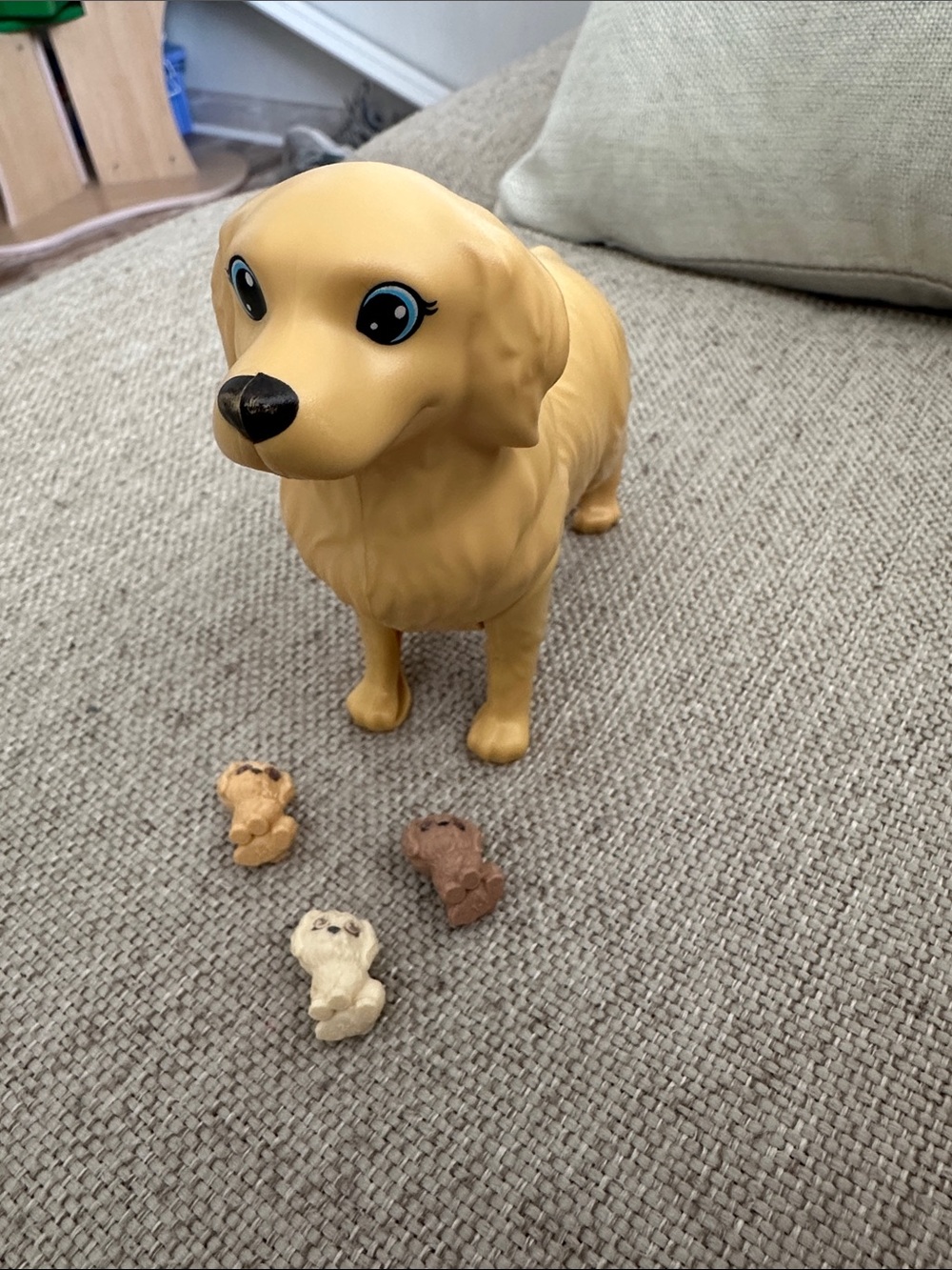 Barbie Newborn Pups Pregnant Dog Mom and 2 Pups Puppies Figures Lot HTF